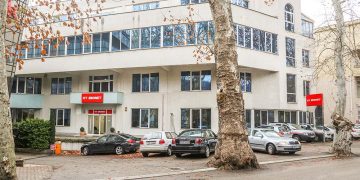 Porodični posao u javnom preduzeću