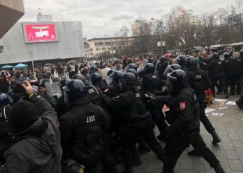 NISKE PLATE I OTEŽANI USLOVI RADA: Neplaćeno odsustvo zatražilo 800 pripadnika MUP RS
