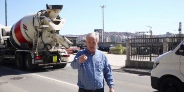 PREDSJEDNIK SDA NOVI GRAD (VIDEO): Huso Ćesir fizički nasrnuo na fotografa Žurnala!