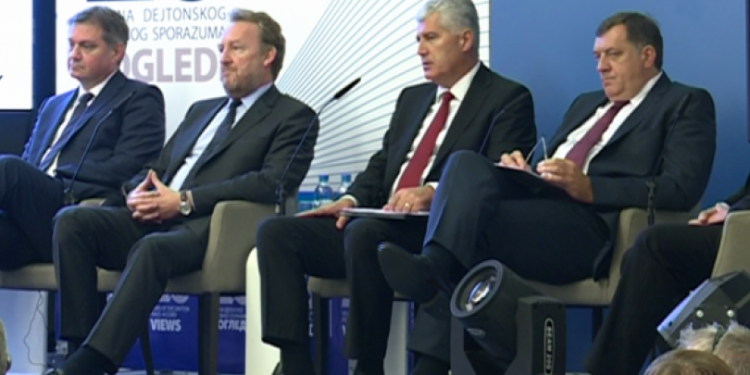 SDA NA KIŠI: Država kao razbojnička družina